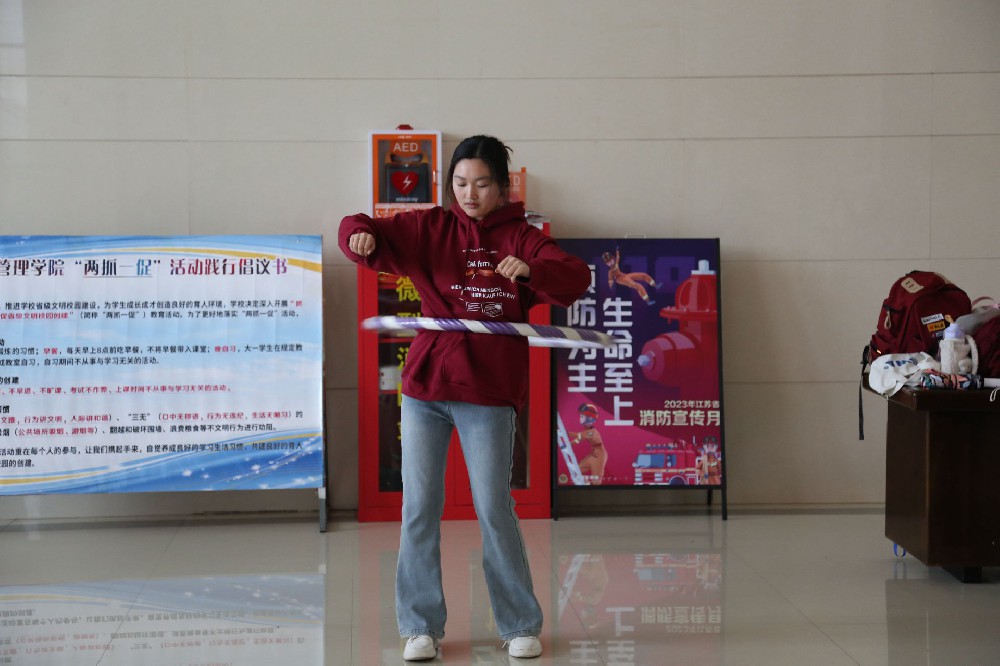 6165金沙总站成功举办“阳光体育”趣味运动会