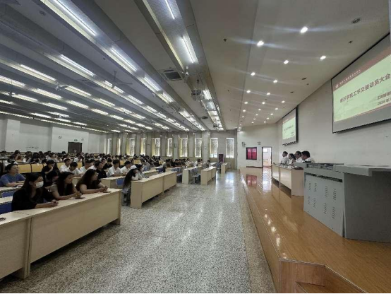 6165金沙总站举行赴新沂学院工学交替动员大会